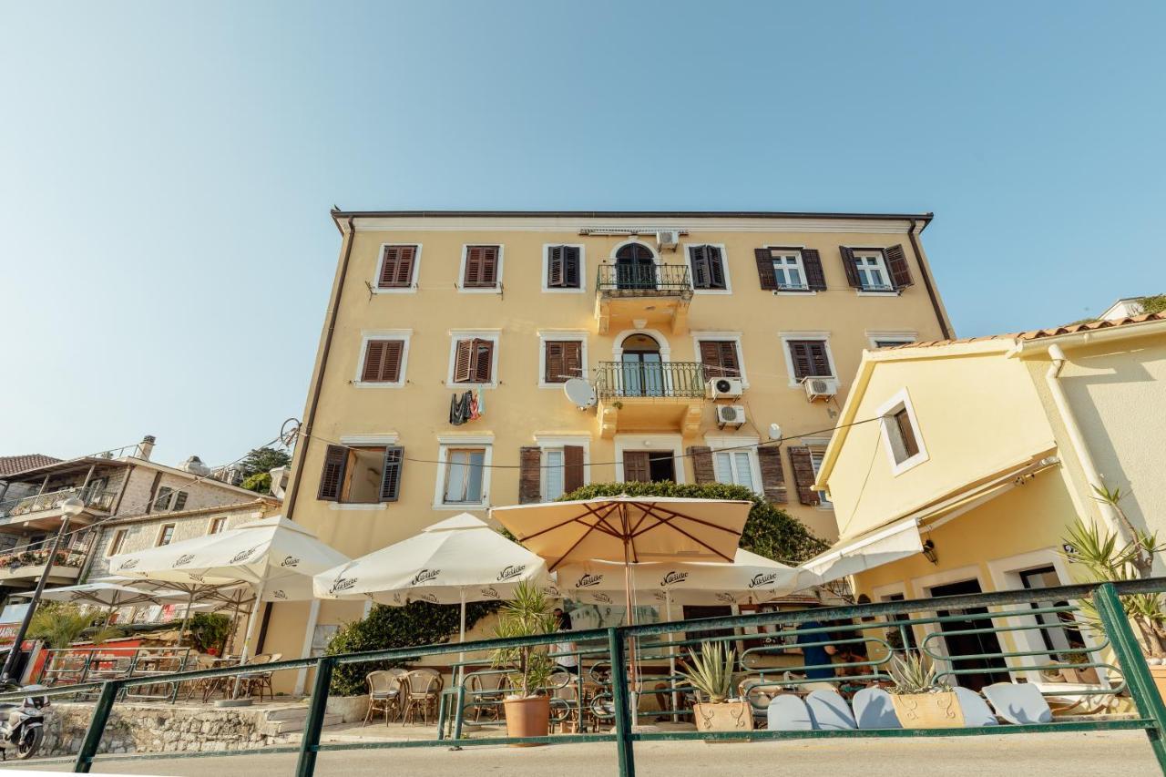 City Port Apartment Herceg Novi Exteriér fotografie
